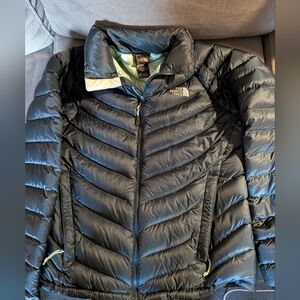 North Face Women's Dark Slate Blue Puffer Jacket With Mint Green Lining